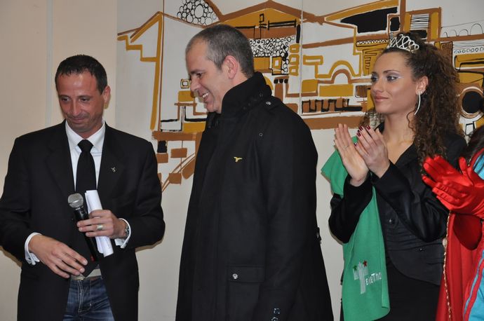 Ingrandisci la foto
